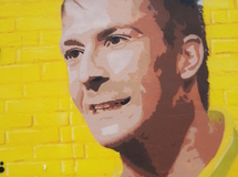Wandgestaltung BVB Dortmund, Marco Reus Wandmalerei, Wandbemalung, Wandgemälde, Wandbild, Fassadenmalerei, Fassaden, Bilder, Fassaden, Gestaltung, Street Art, Graffiti, BVB, Champions League 2013, Marco Reus, Borussia, PUMA, smart art, Airbrusher Martin Dippel, Dortmund