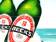 Indoor Beachcenter Berlin, Becks - Detail Wandmalerei, Wandbemalung, Wandgemälde, Hallenbemalung, Wandbild, Strandbild, Strand, Beachhalle, Fassadenmalerei, Fassadenbilder, Strandlandschaft, Airbrushdesign, smart art, Airbrusher Martin Dippel, Hamburg, Berlin, Ruhrgebiet